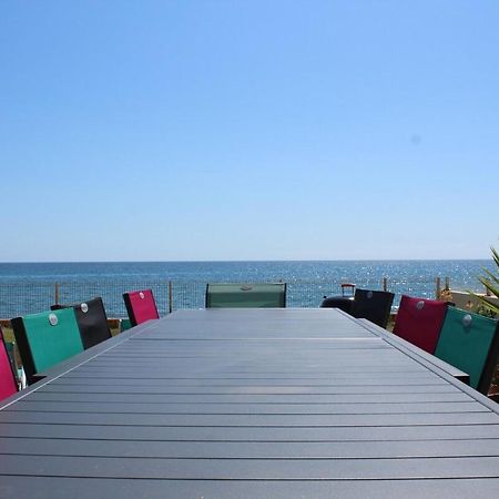 圣尼科劳Bord de mer, pieds dans l'eau, vue panoramique别墅 外观 照片